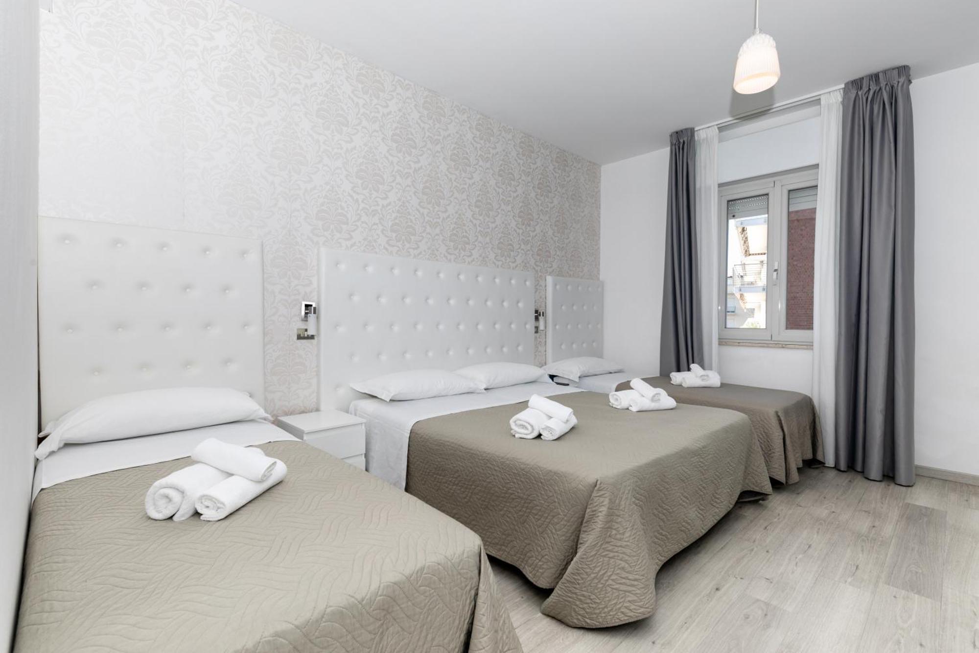 Hotel La Perla Rimini Zewnętrze zdjęcie